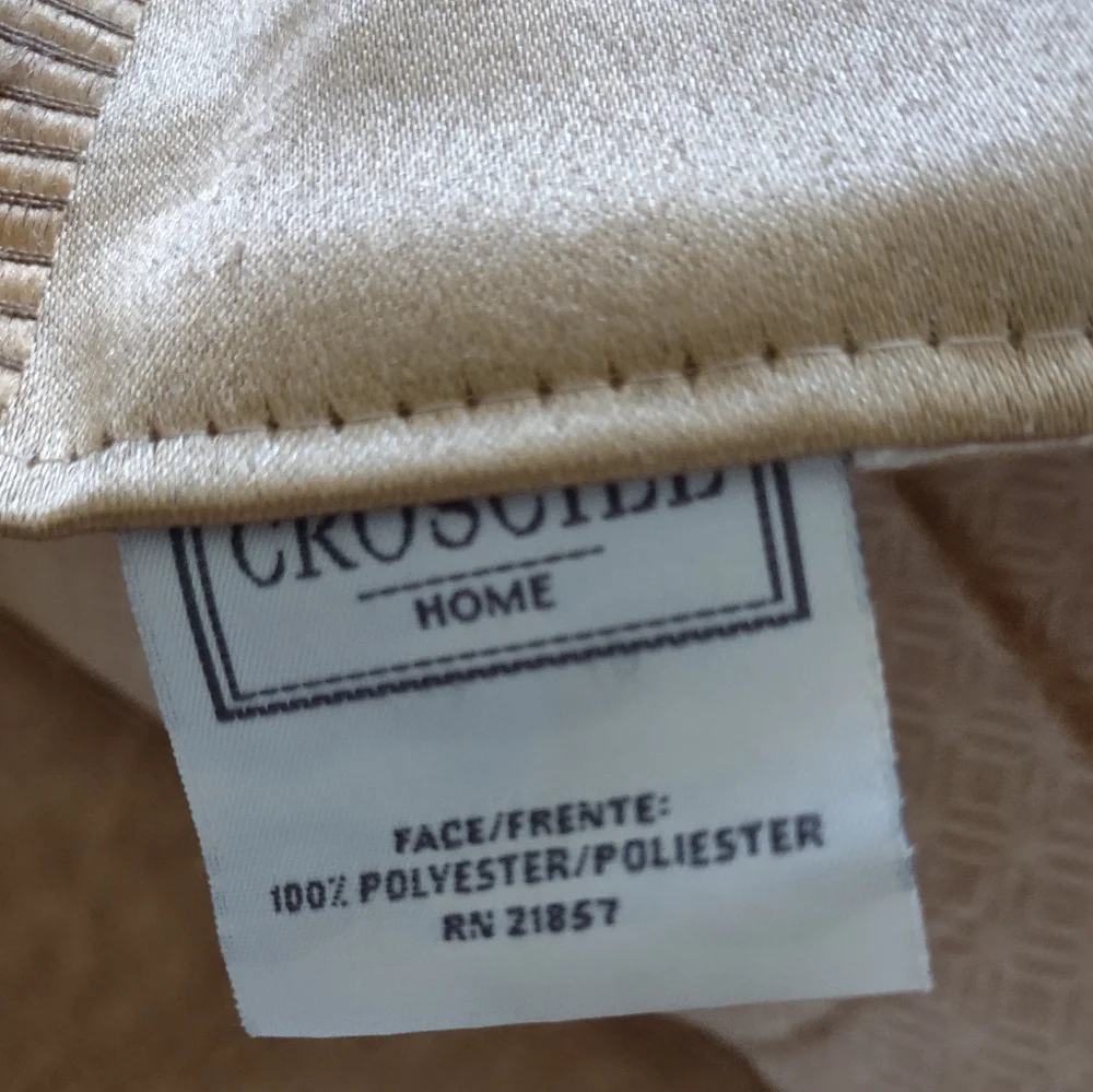 Croscill Comforter Carrington Stripes Twisted Cord Trim + Bedskirt